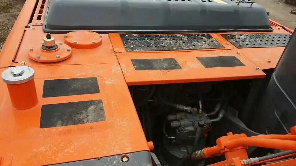 20 TON digunakan Hitachi ZAXIS 200 backhoe loader excavator pertambangan peralatan berat penggali bagger ZX200 Kondisi baik Harga akhir Exc