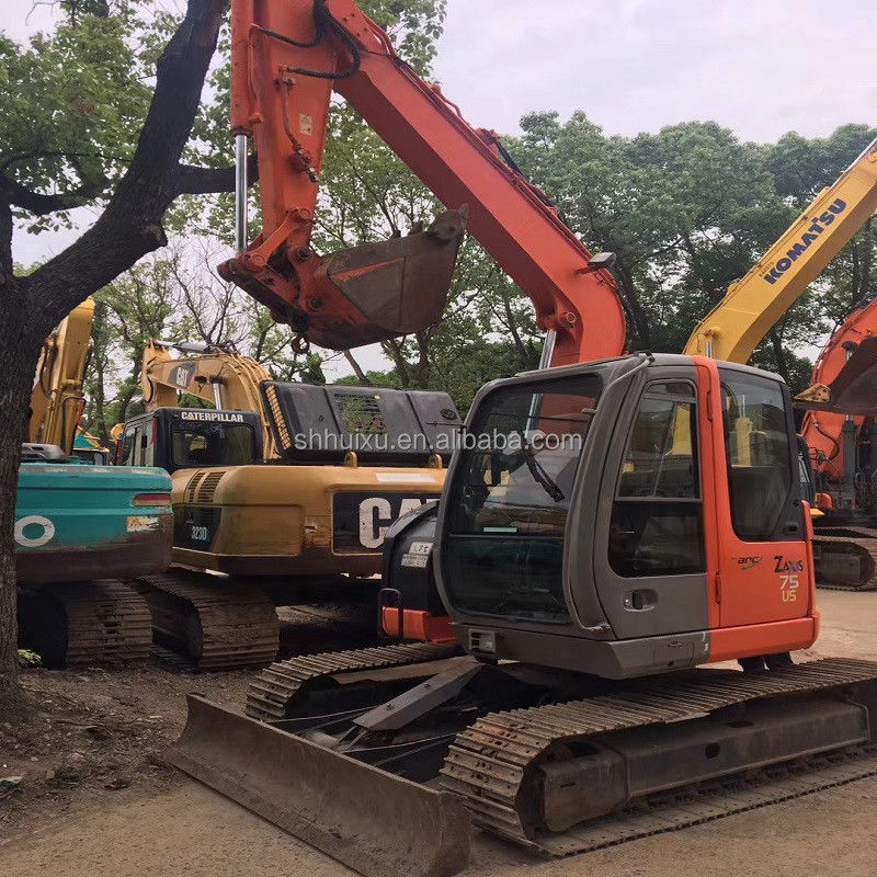 Digunakan Hitachi75US mini excavator untuk dijual bekas Hitachi75US excavator kecil dalam kondisi baik