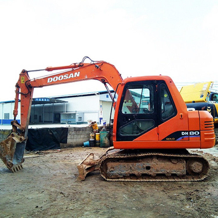 Tangan kedua 8 ton doosan DX80 excavator digunakan 80 model mini proyek tugas DX80 untuk dijual
