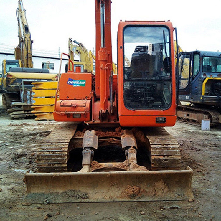 Tangan kedua 8 ton doosan DX80 excavator digunakan 80 model mini proyek tugas DX80 untuk dijual