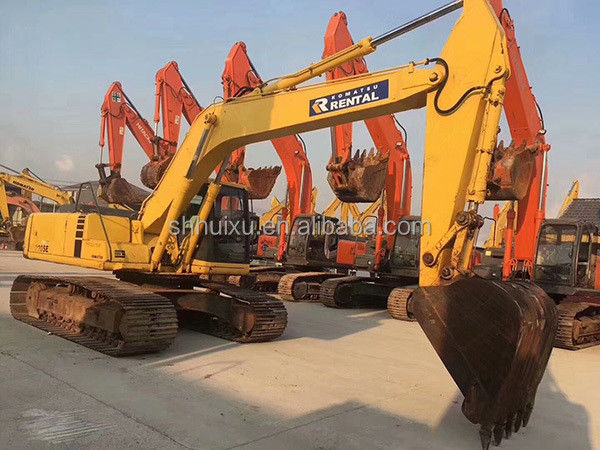 Komatsu Digunakan Komatsu PC220-6 excavator merangkak kinerja sempurna dengan kualitas yang baik PC220 Komatsu Excavator
