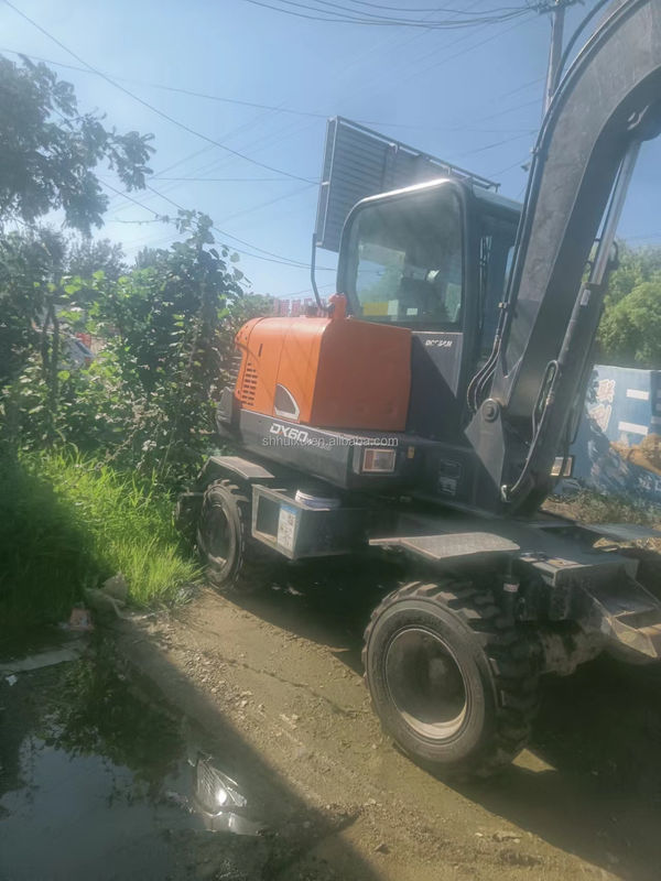 Doosan jual panas bekas doosan dh60-7 crawler excavator/ bekas mini digger Doosan DX60W Harga murah