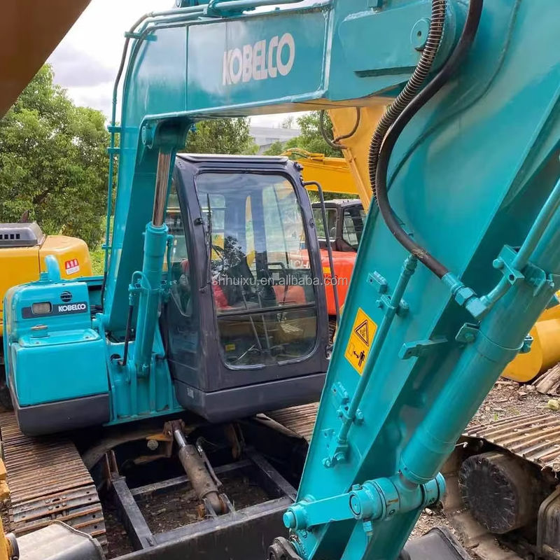 Excavator ukuran sedang digunakan Kobelco 75 Low jam kerja bengkel mesin