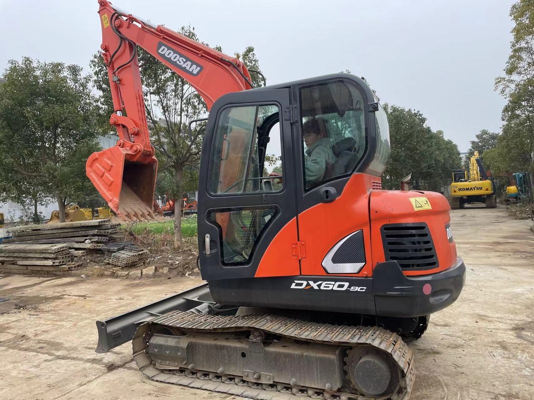 Jual mini excavator untuk Doosan DX60 excavator mini bekas mini excavator