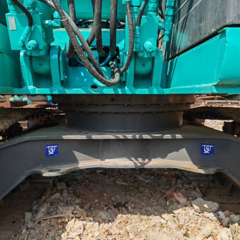 Warna Biru Digunakan Crawler Excavator Tangan Kedua 135 Kobelco Excavator