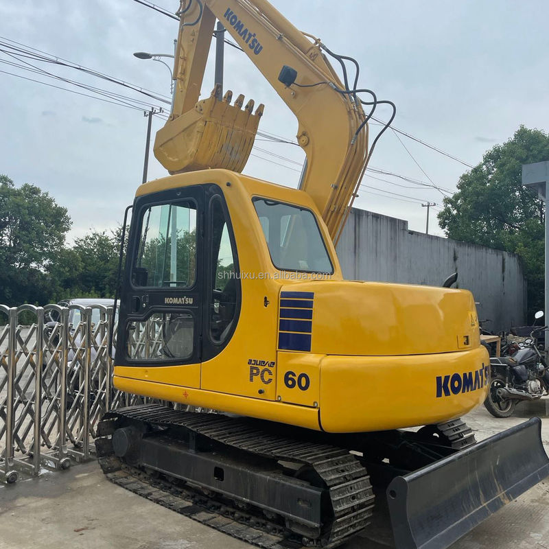 Penggali Crawler Komatsu PC60 6 ton bekas hidraulik kualitas tinggi/Tangan kedua mini penggali Komatsu PC60 asal Jepang harga murah Komatsu Excavator