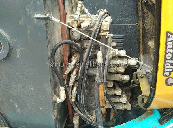Kualitas Jepang digunakan excavator Kubota 155 kecil 5,5 ton mini bekas crawler excavator dengan pisau dan garis pemutus