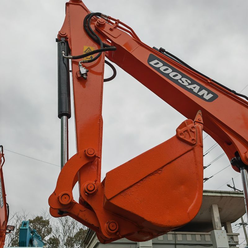 5.5 Ton Mini Digunakan Doosan Dx55 Digunakan Excavator 0.75m3 Ember Kapasitas