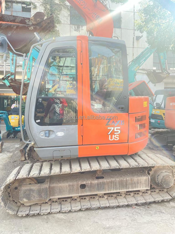 Hitachi dalam stok asal Jepang Hitachi ZX75 bekas excavator crawler hidraulik / Digunakan mini excavator Hitachi ZX75 kualitas bagus Harga murah