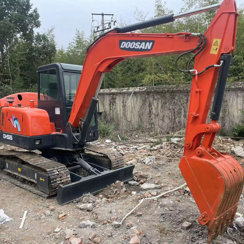 Cat Doosan Dx55 Mini Warna Oranye Digunakan Penggali Tangan Kedua 5,5 Ton