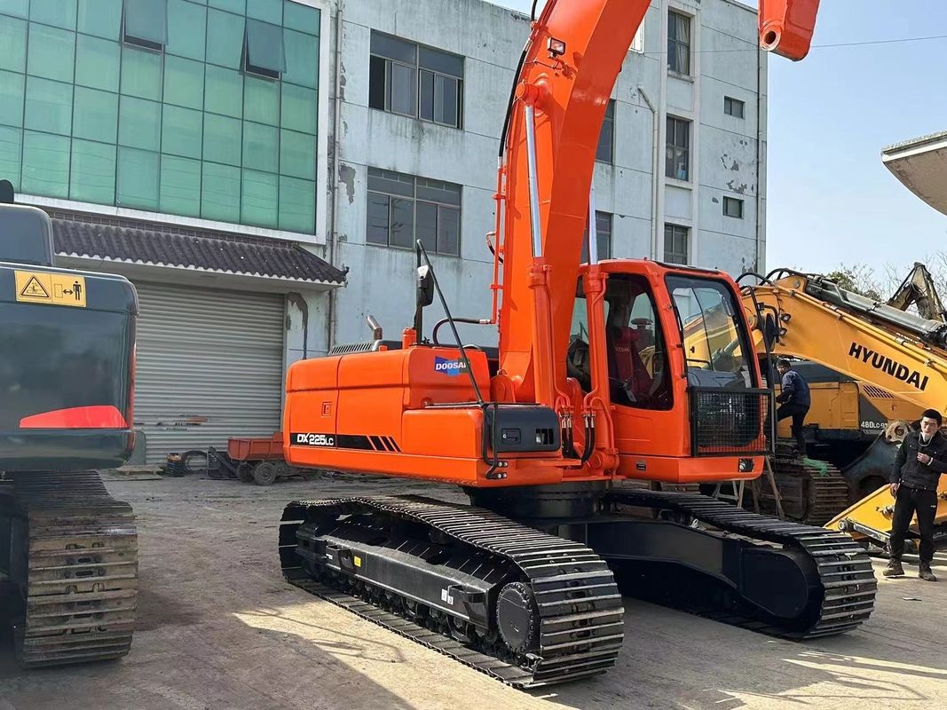 25 Ton Warna Asli Digunakan Crawler Big Digger Doosan Dh225-9 Excavator Tangan Kedua