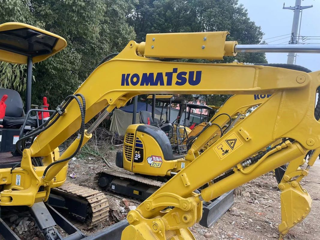mini Jepang Komatsu35 Digunakan excavator untuk penggunaan dalam ruangan rumah excavator 3.5ton digunakan Jepang excavator