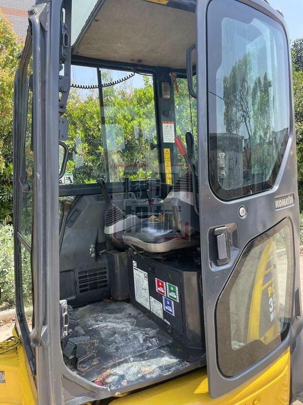 Mini excavator bekas Komatsu PC35 dengan kabin mini excavator bekas mesin mini excavator bekas excavator bekas untuk dijual