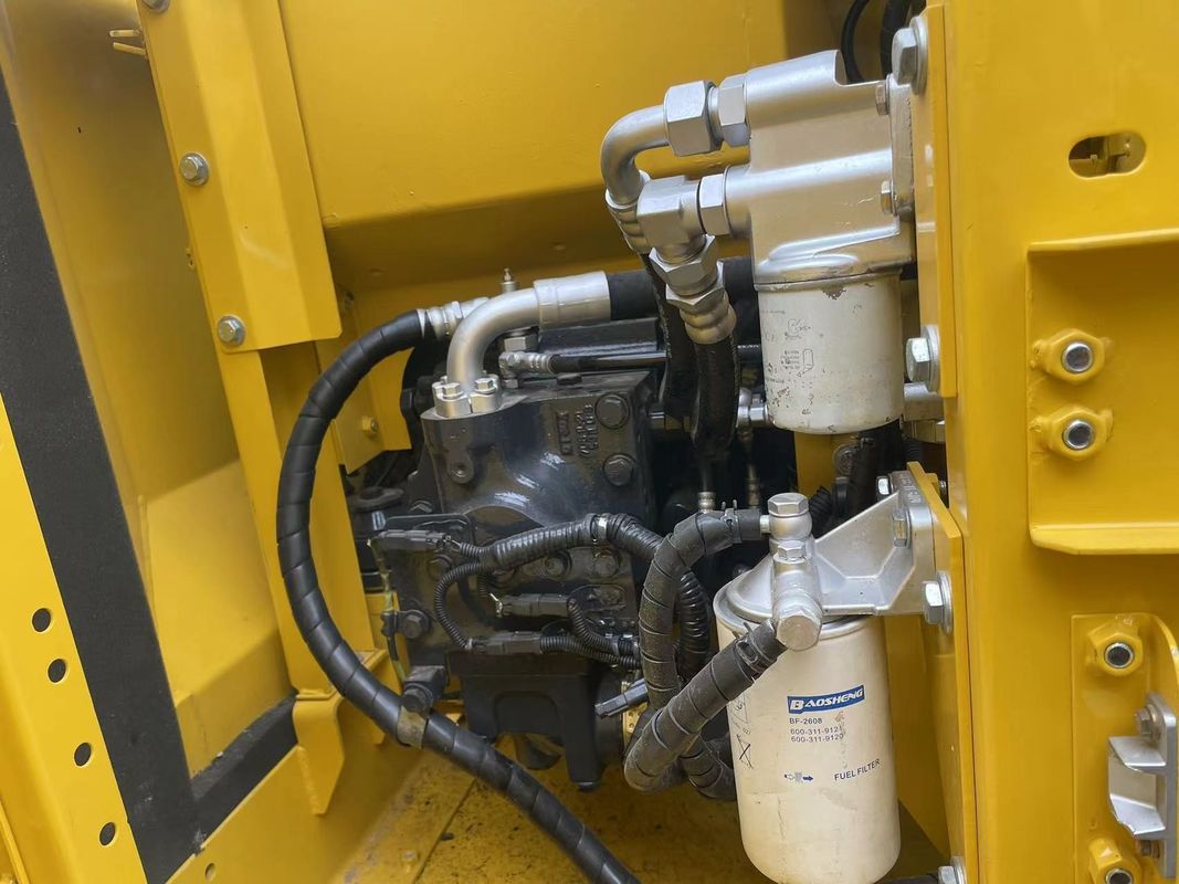 Komatsu PC130 mesin bekas 13 ton tangan digunakan penggali lubang pos penggali bekas untuk dijual