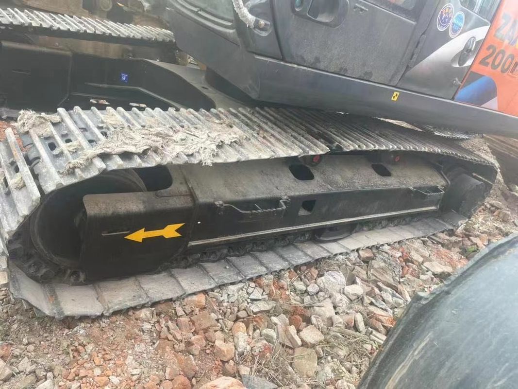 Digunakan Hitachi ZX200 crawler excavator mesin bekas konstruksi kondisi baik untuk dijual