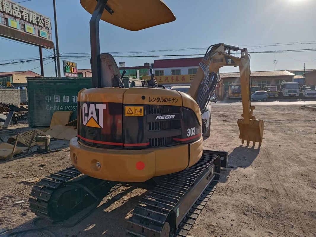 Digunakan mini excavator CAT303 tanpa mengemudi taksi tangan penggali tanah Cina mini penggali