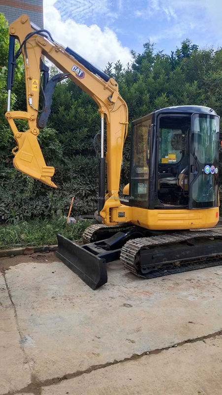 Digunakan mini excavator CAT303 dengan mengemudi kabin tangan penggali tanah Cina mini penggali