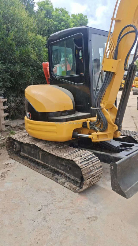 Digunakan mini excavator CAT303 dengan mengemudi kabin tangan penggali tanah Cina mini penggali