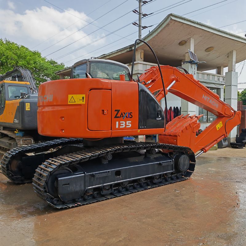 Hitachi dalam stok 90% tangan kedua Hitachi zx135 / bekas excavator crawler Hitachi zx135 untuk dijual