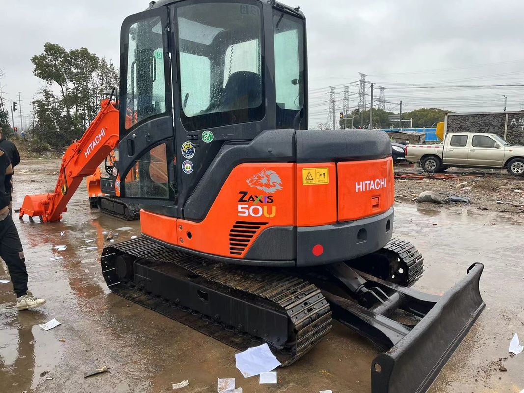 daya penggalian tinggi digunakan Hitachi zx50u/tangan kedua mini crawler excavator Hitachi zx50 u
