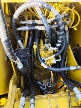 Digunakan excavator kucing ulat 320D