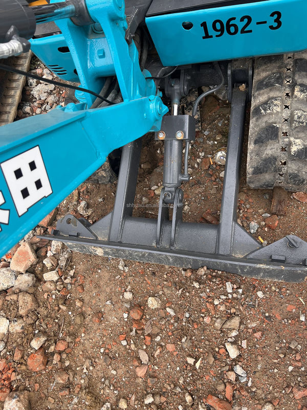 mini bekas penggali kubota17u/tangan kedua mini excavator Kubota 17u jam kerja rendah di jual