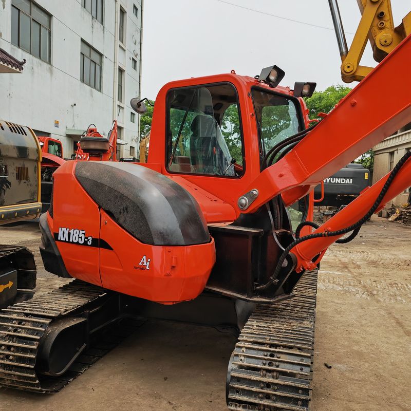 digunakan ukuran tengah excavator kubota185/siap untuk mengirim bekas excavator Kubota 185 di jual