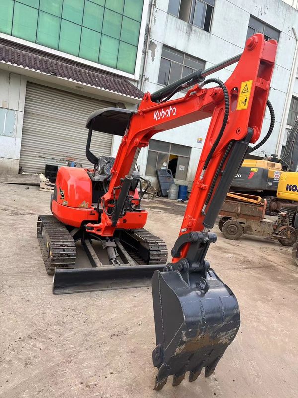 0.15m3 Ember Merah Warna Mini Digunakan Excavator Kubota U35 Second Hand Mini Excavator