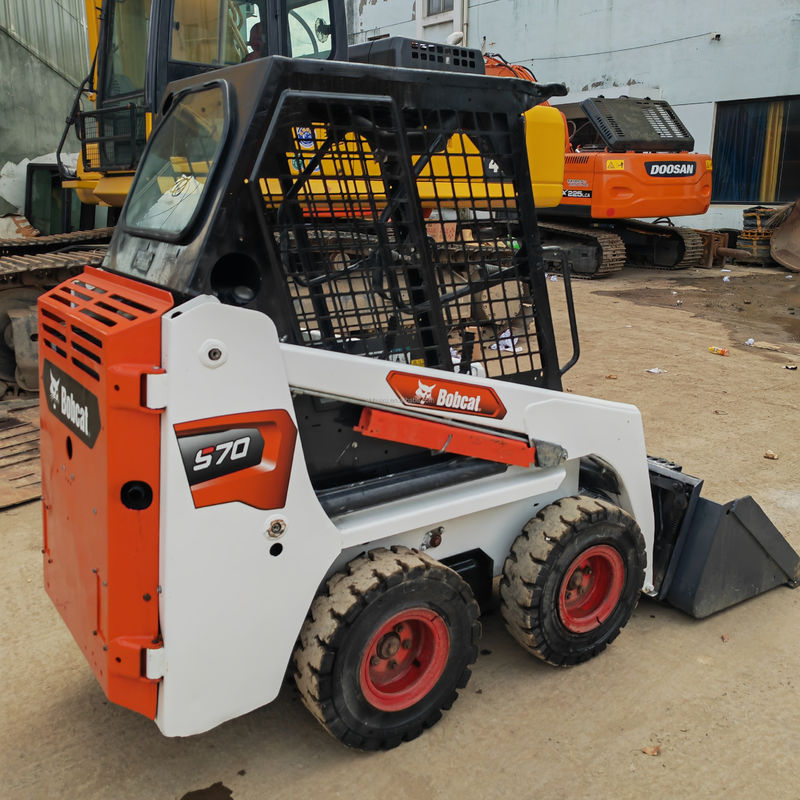 Multifunctional Dipakai Skid Steer Loader BOBCAT S70 Doosan Bobcat 1 Ton bekas mini loader