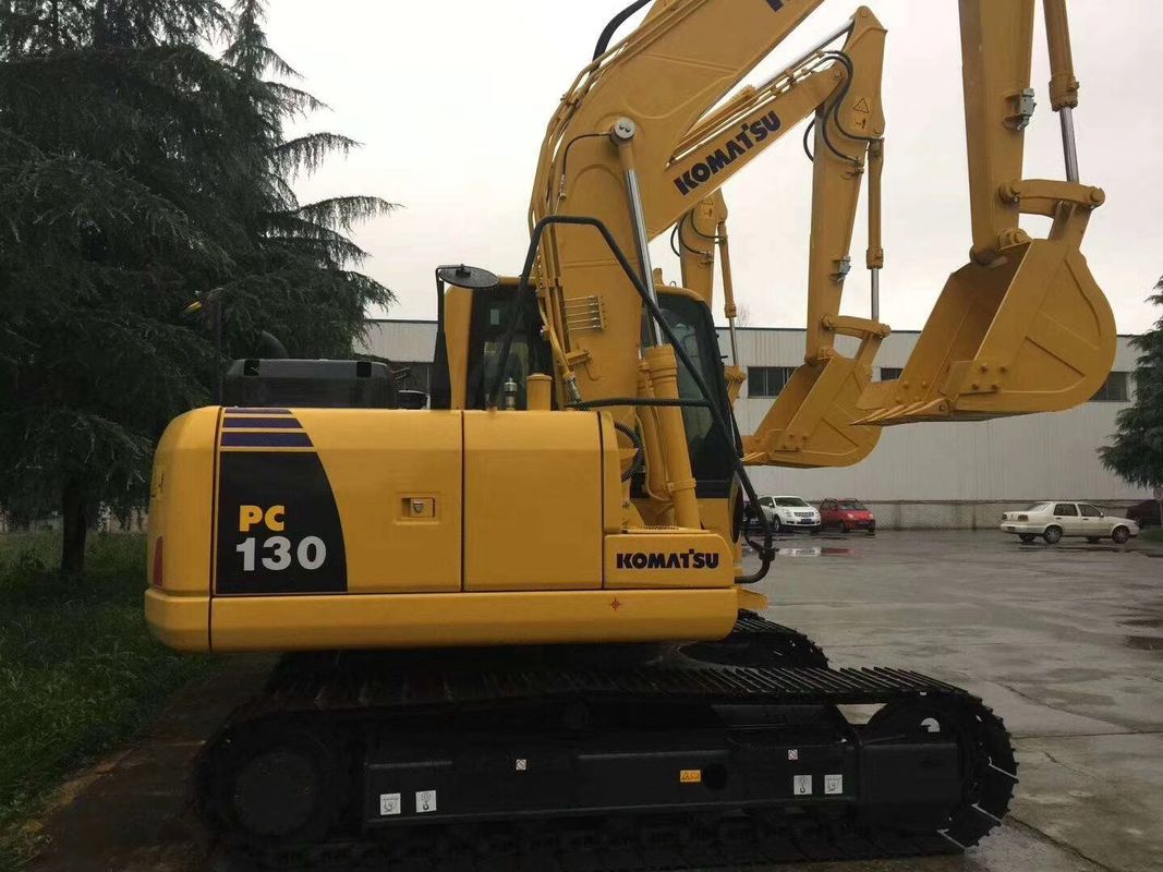 mesin penggali menengah dengan mesin Jepang bekas komatsu pc130/digunakan Komatsu pc130 dengan jam kerja yang rendah dijual