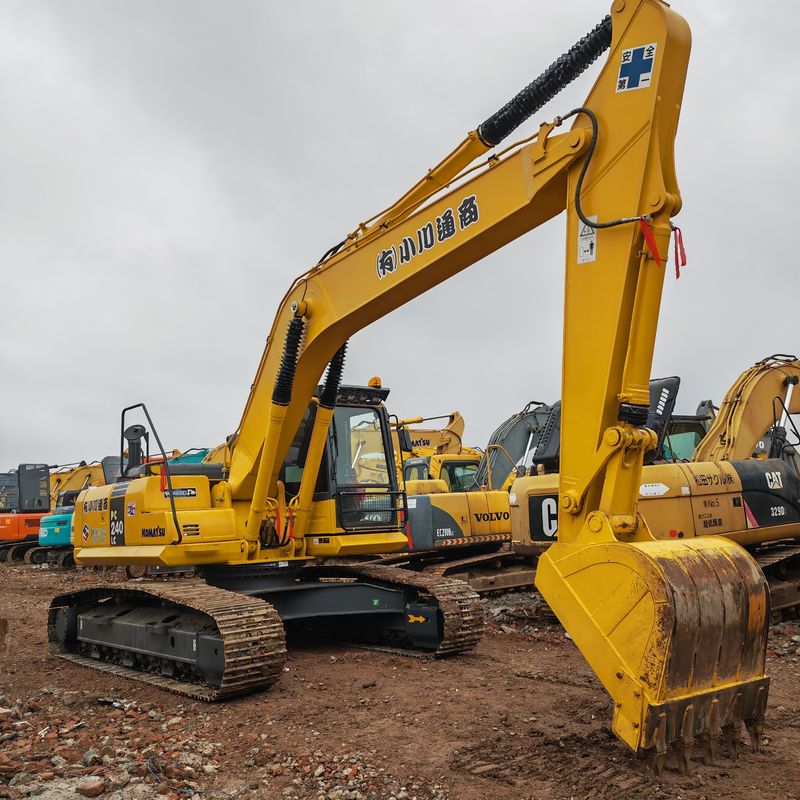 warna asli bekas penggali crawler Komatsu pc240 dijual dengan harga Leow