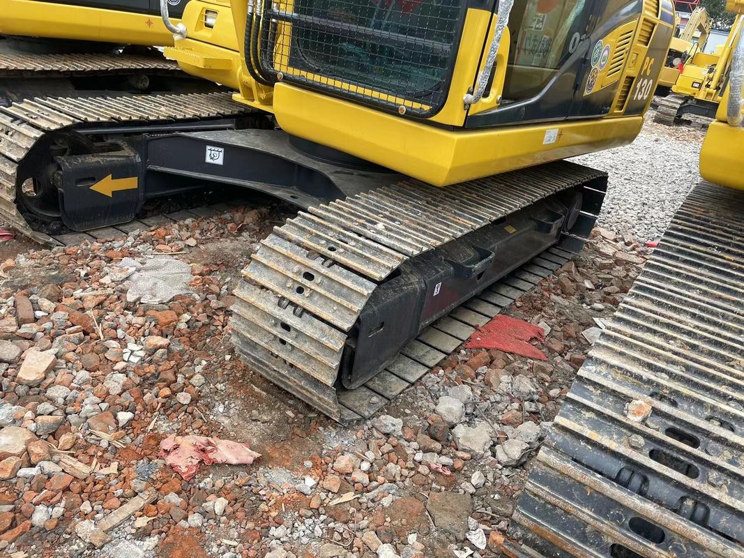 KOMATSU PC130 / Low Working Hour Tangan Kedua KOMATSU EXCAVAYOT Kondisi Gerak yang Baik