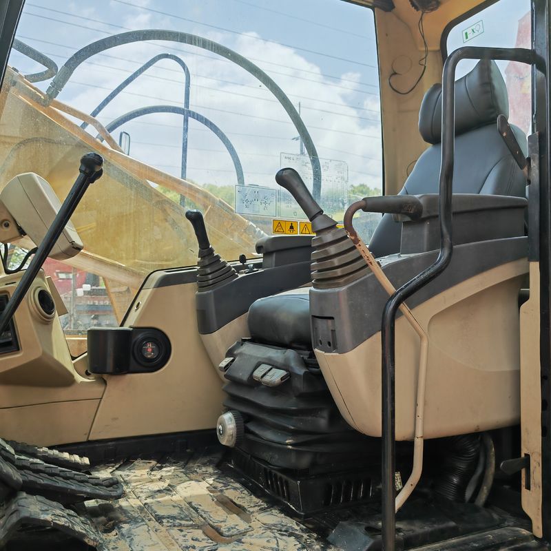 Digunakan ulat hidraulik crawler excavator CAT315C Mesin konstruksi memiliki EPA Mesin konstruksi lainnya