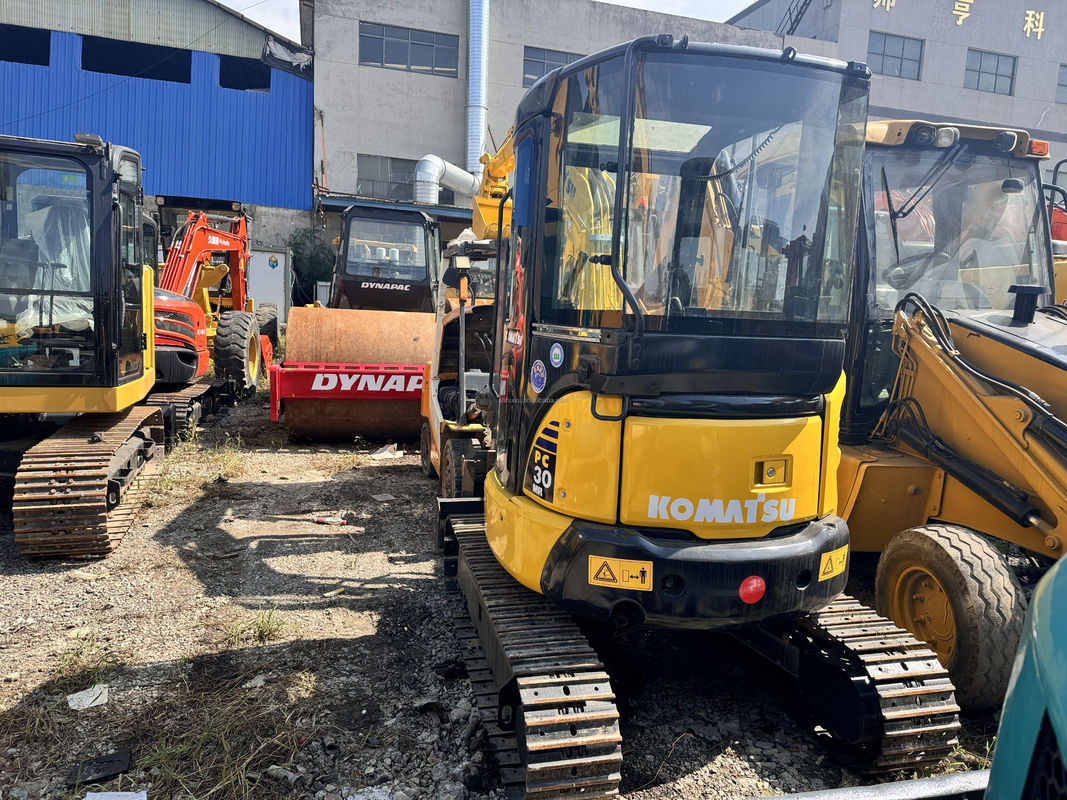 Komatsu Merek Mini Excavators 3 Ton 4 Ton Digunakan Komatsu Pc30 Pc35 Pc40