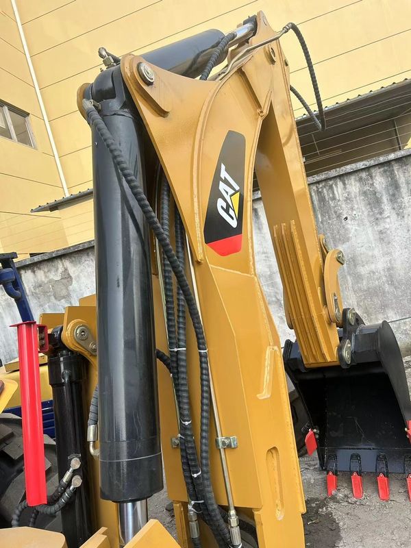 Mesin penambangan bekas Caterpillar CAT420F mesin penambangan bekas cat 420f/ Jepang mesin penambangan bekas dalam kondisi baik