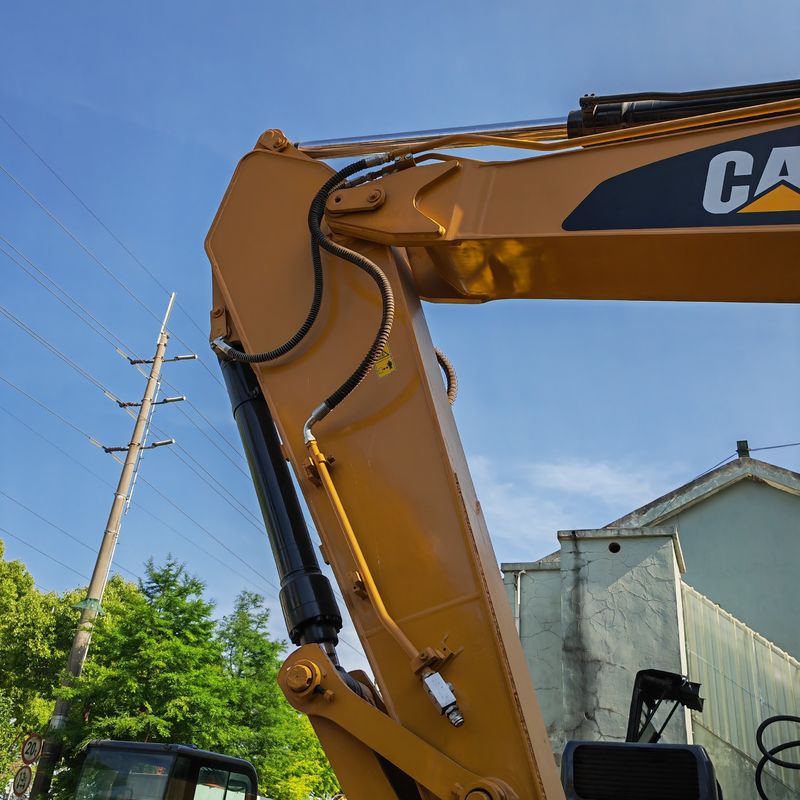 digunakan crawler excavator cat 323d/kualitas baik bekas excavator cat 323d