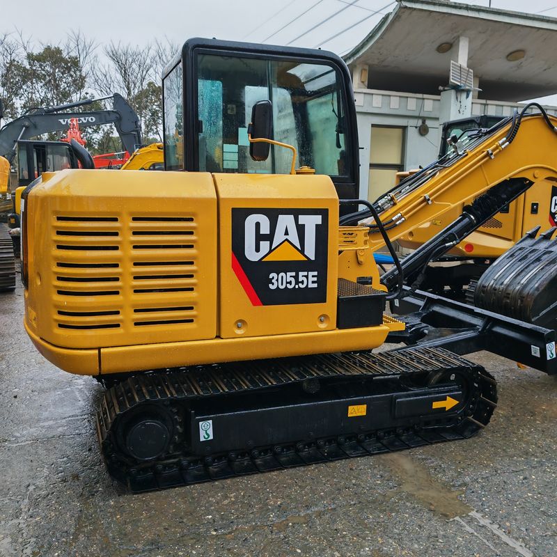Digunakan CAT 305.5E mini excavator tanpa ekor Caterpillar 305.5 mini excavator harga rendah CAT302 CAT305.5 CAT306 CAT304 CAT305 dijual