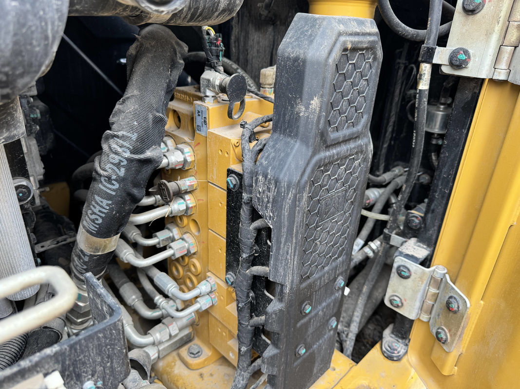 warna kuning cat asli digunakan excavator kucing cat306/detik hand crawler excavator cat306 dijual