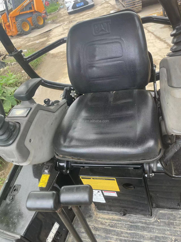 digunakan mini excavator cat301.7 dengan jalur karet / tangan kedua mini excavator cat301.7 dengan harga murah untuk dijual