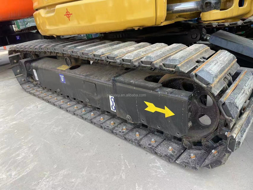 Cat 303E bekas Mini Cat 303 dengan kapasitas ember 0,38m3